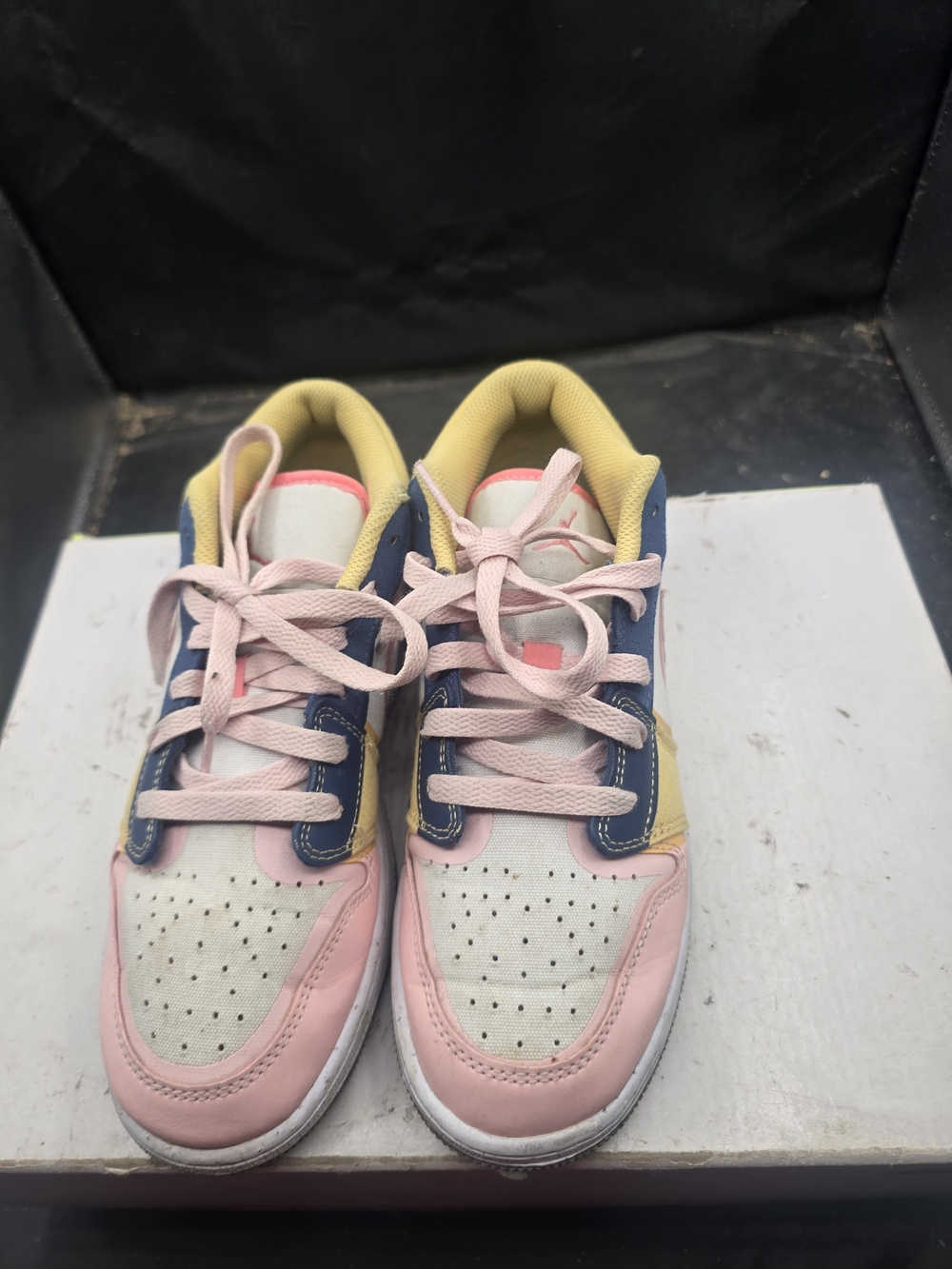 Jordan Kids Low-Top Sneakers in Pink, Navy & Yellow
